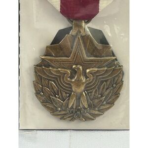 United States Meritorious Service Medal NOS Sealed Military Award Pin